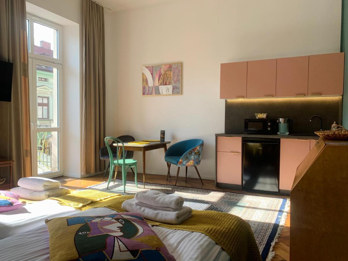 Apartamenty Piotrkowska 28 By Good Time Lodz  Exterior photo