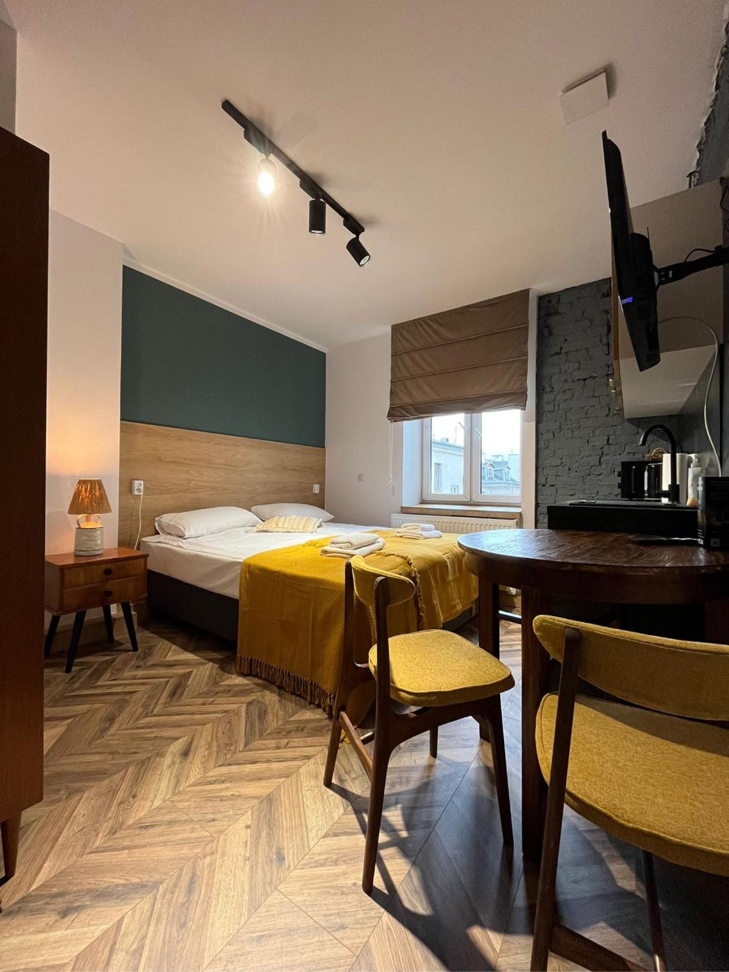 Apartamenty Piotrkowska 28 By Good Time Lodz  Exterior photo